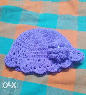 Hand made baby's woollen cap