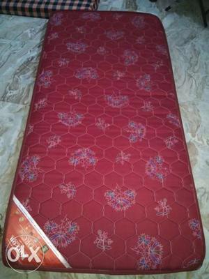 Kurl on single mattress- 2, with bed cover 1