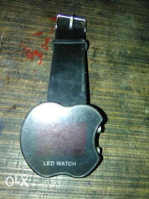 Led watch style is Apple