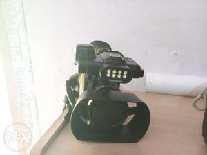 Pv 100 video camera panasonic 5 month old orignal