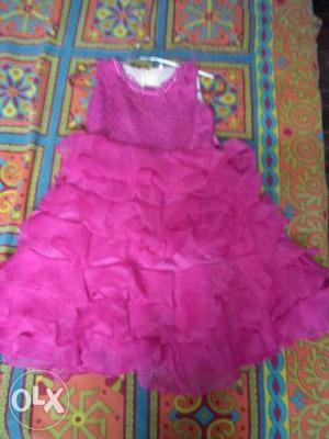 Size 30,.. beutiful colour hot pink..,