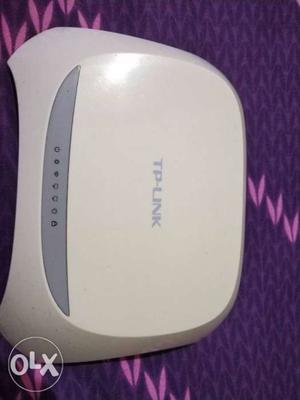 TP LINK Router with Adapter
