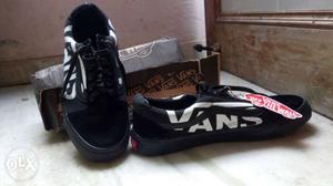 Vans old school brand new shoes with of box and