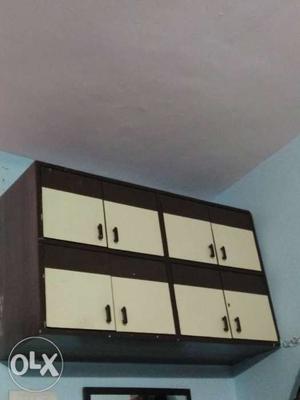 Wall cabinet rs good condition
