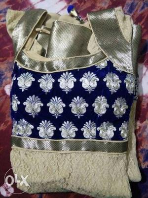 White And Blue Floral Print Tote Bag
