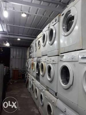 White Front-load Clothes Washer And Dryer Set