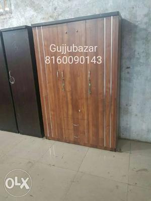 3 door wardrobe with many colour and design
