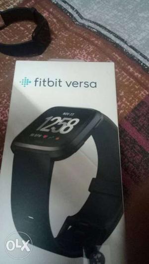 Black Fitbit Versa Box 4 months old