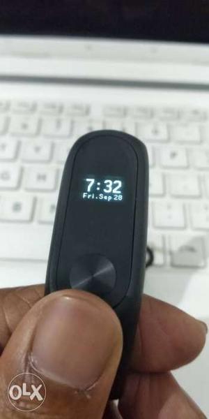 Genuine Mi band 2,10days used without issues.