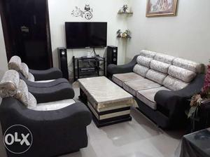 Only sofa set to sell
