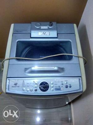 Samsung fully automatic washing machine worth 17k