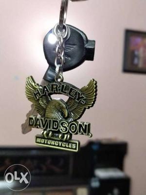 Selling original harley davidson keychain