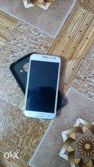 Snmsung j2 mobile. Working condition.one and