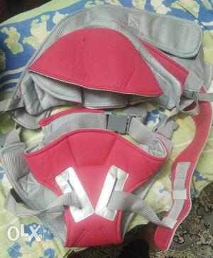 Baby carrier hardly used very good condition