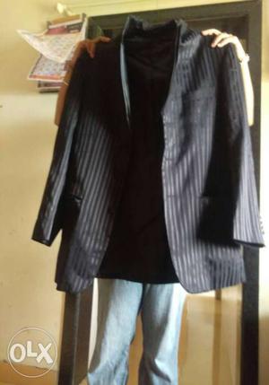 Full single used blazer n trouser set 30 regular purchased