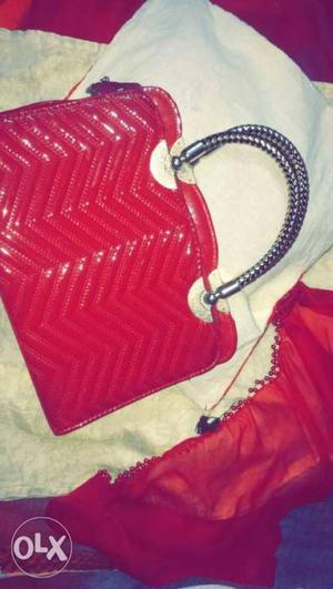 Handbag red colour