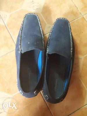 Khadims loafer size 10 used only once... Plz dont
