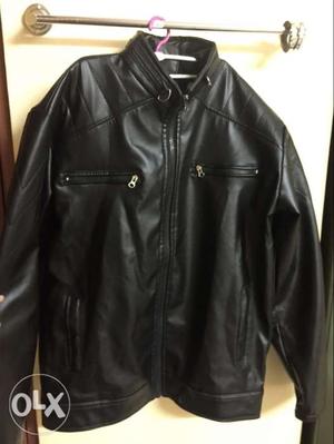 New jacket. size - medium.fixed price genuine