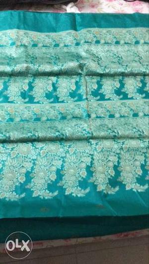 Pure tussar sari with threadwork