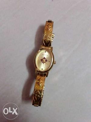 Sonata ladies golden chain watch.30 cm SS