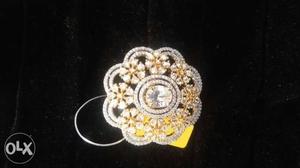 Yellow And White Floral Accessory