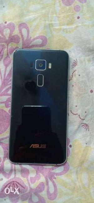 Asus Zenfone 3 Perfect condition with box
