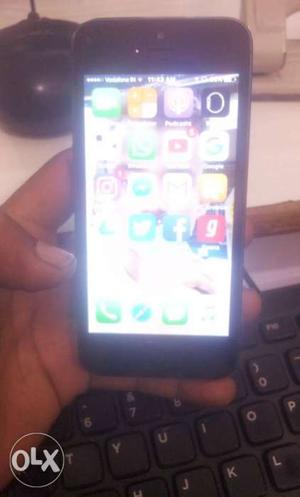 Iphone 5 All Good Only Pda Small Crack Interested
