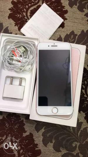 Iphone 7 32gb showroom comdtion bill box charger