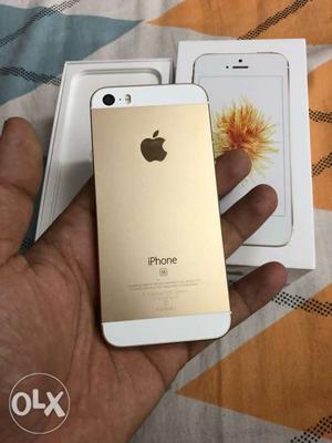 Iphone SE 32gb 2 month used 10 month warranty
