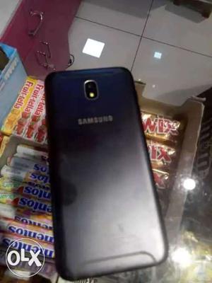 Samsung Mobile j7 Pro touch problem