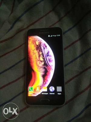 Samsung galaxy e5 with Super amoled screen no