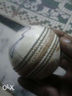 Ball signed by Rahul Dravid