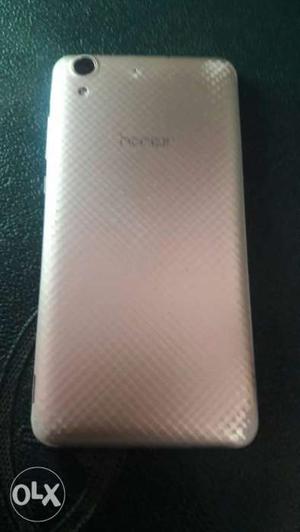 Honor 5A with bill box good condition. Price