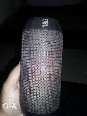 Jbl... original.. good quality sound