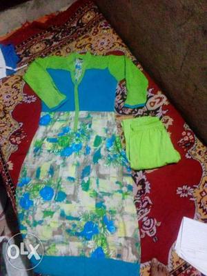 Blue and green flower designed salvar suit