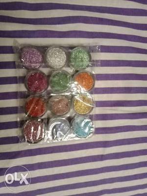 Eye shadow shimmer pack of 12 veey good qulity