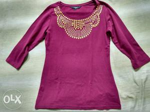 Womens top size is M if ur interested then only