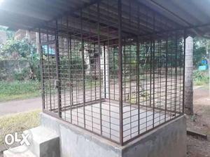 Dog's cage.. size 5 ×4×5..used 6 mm tmt