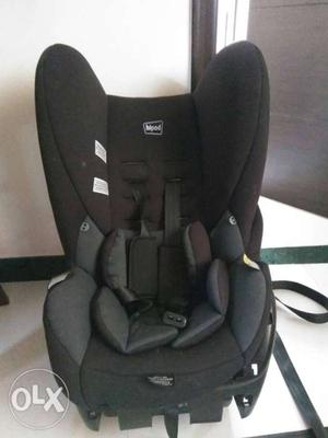 Baby car seat, hardly used in excellent condition