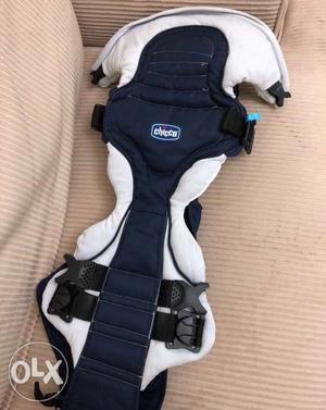 Chicco Baby carrier.. 9 months old