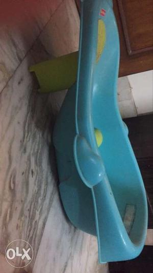 Fisher price bath tub in excellent condition