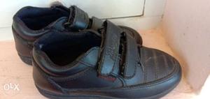 Paragon used school shoes. you can pickup for