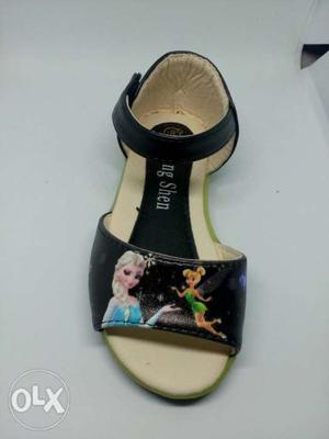 Sandal for babby girl size available for1 year to