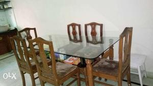 6 seater dinning table (price negotiable)