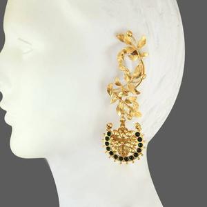 GOLD CHANDRA & SERRATED LEAVES EAR CUFFS WITH GREEN CRYSTALS