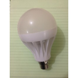 DigiPlus 7 W LED Bulb White