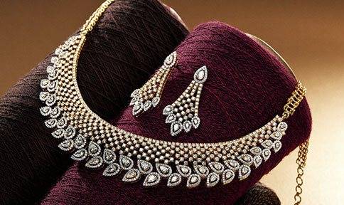 Stunning Wedding Jewellery Collection in Ahmedabad at