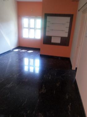 2bhk 1st floor house for rent in kuvempu nagar in a prime
