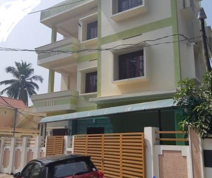 Premium 4BHK newly constructed villa in Poojappura for rent