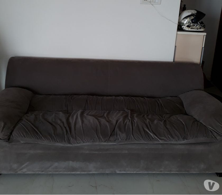 Comfortable 3 seater sofa Mumbai